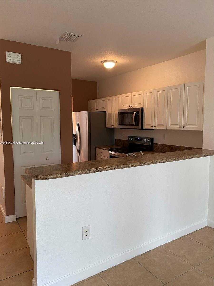 Small Image of 9247 SOUTH WEST 227TH ST #5-2, Cutler Bay Number 6