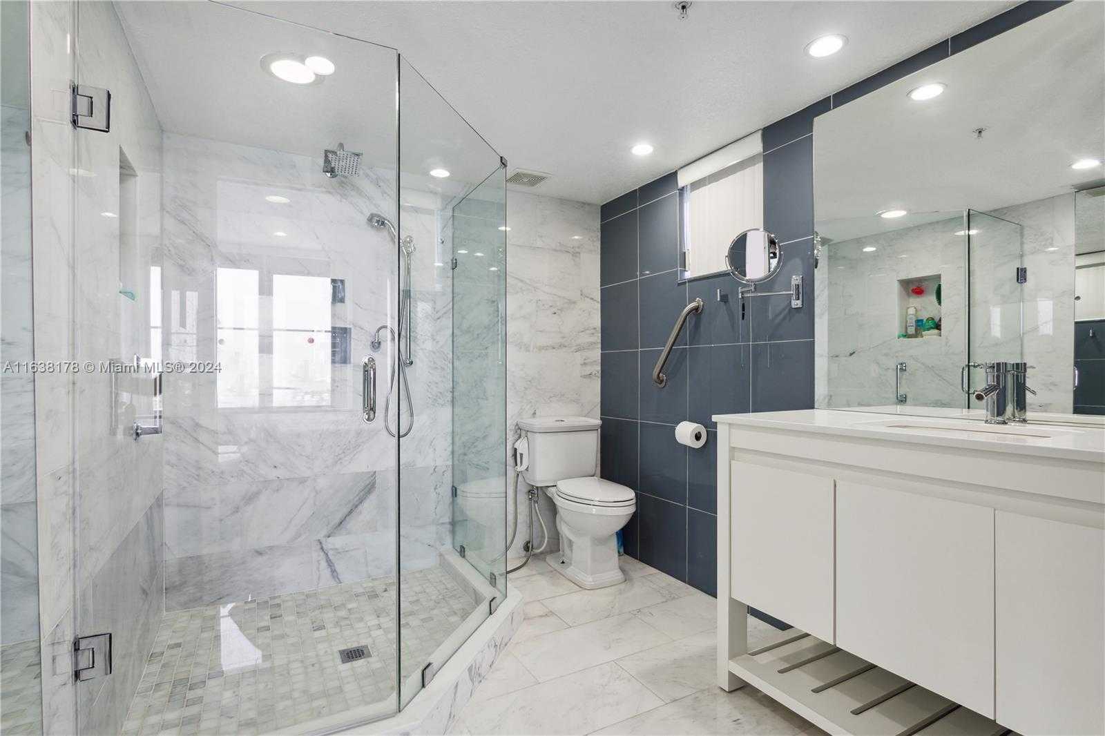Small Image of 1900 SUNSET HARBOUR DR #2214, Miami Beach Number 12