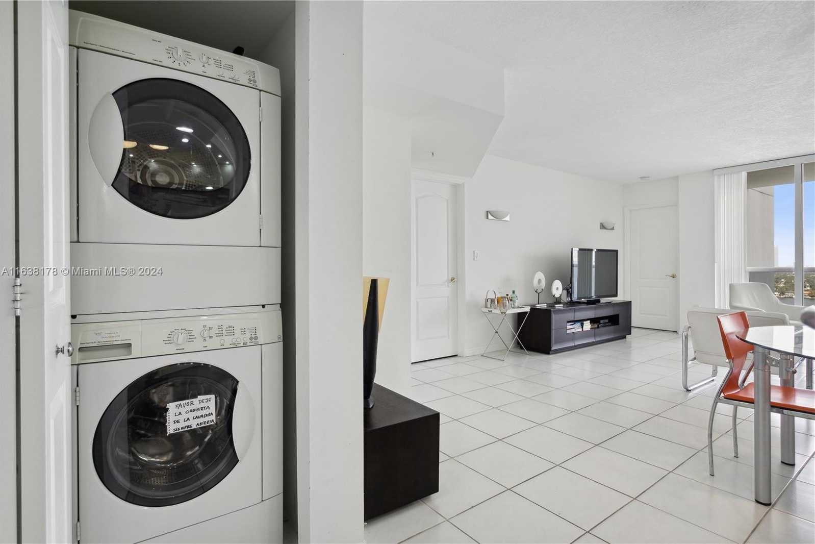 Small Image of 1900 SUNSET HARBOUR DR #2214, Miami Beach Number 16