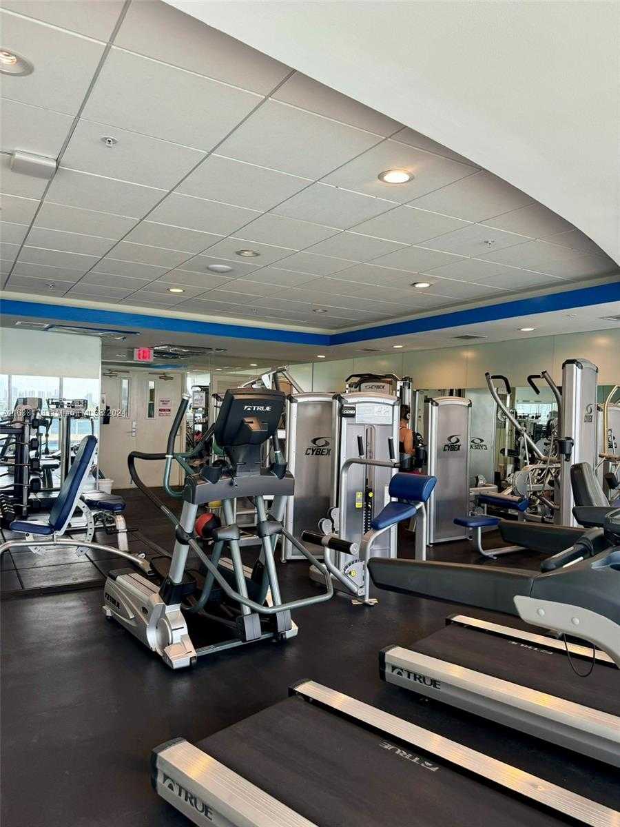Small Image of 1900 SUNSET HARBOUR DR #2214, Miami Beach Number 24