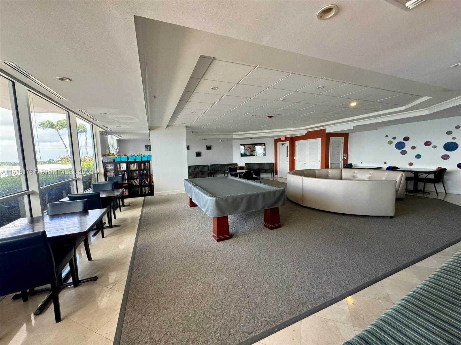 Small Image of 1900 SUNSET HARBOUR DR #2214, Miami Beach Number 26