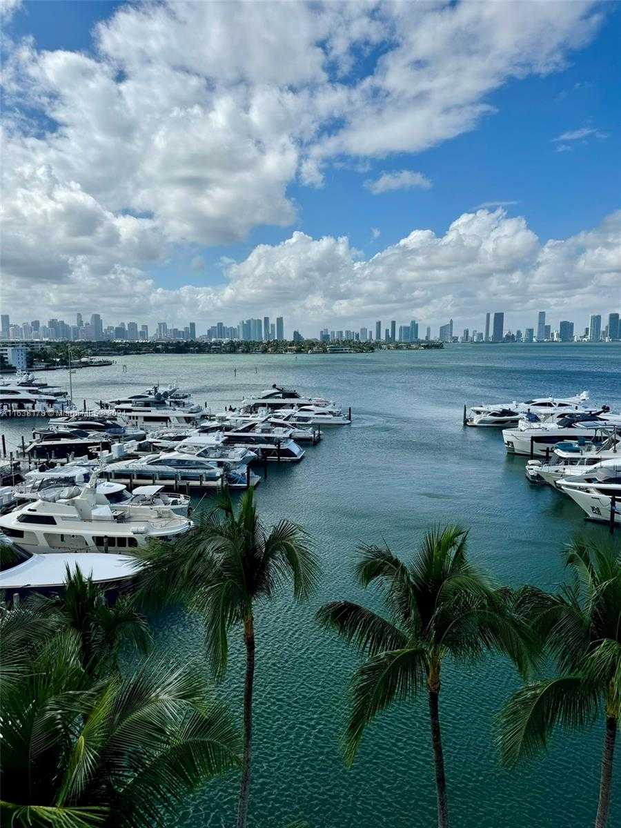 Small Image of 1900 SUNSET HARBOUR DR #2214, Miami Beach Number 32