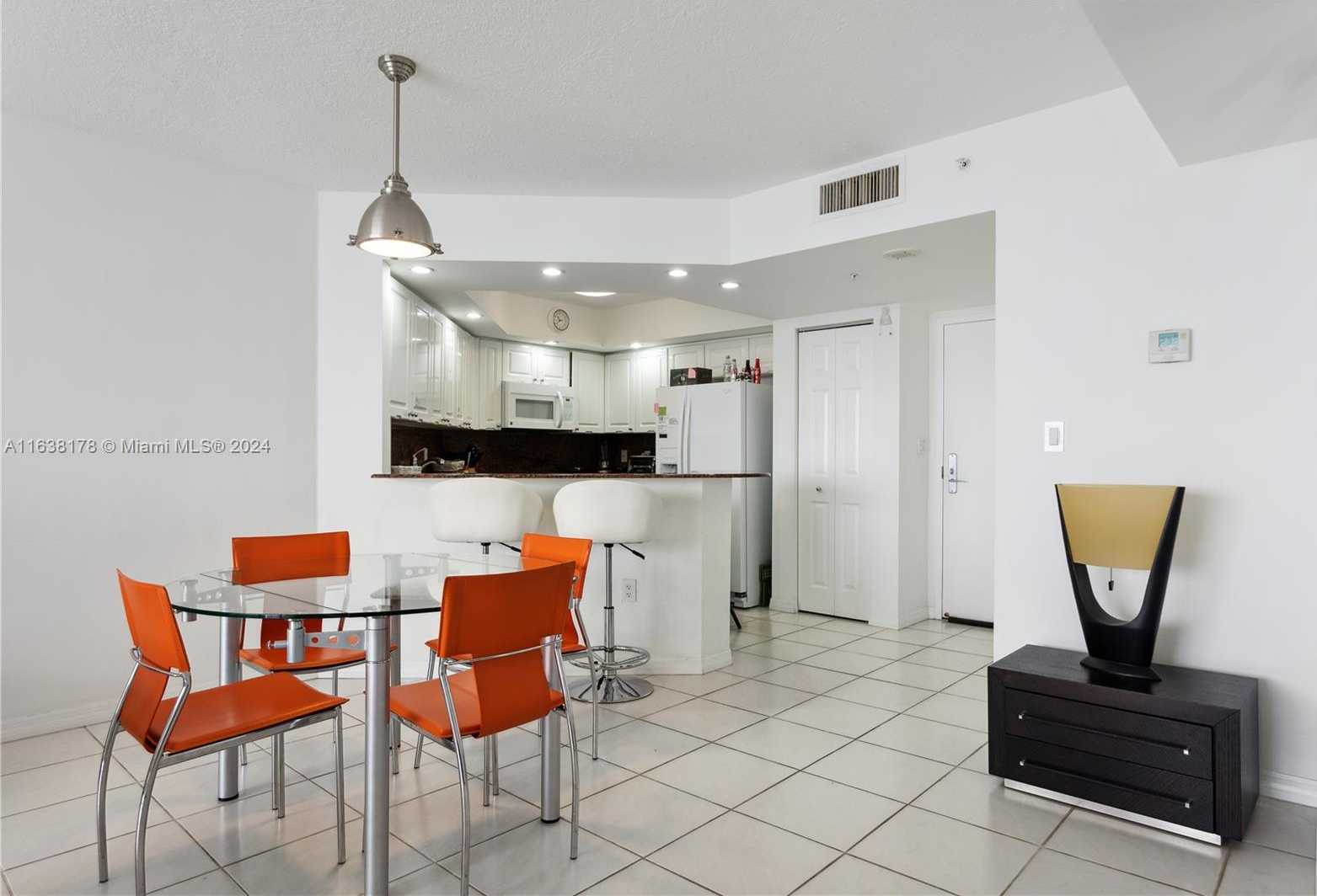 Small Image of 1900 SUNSET HARBOUR DR #2214, Miami Beach Number 8