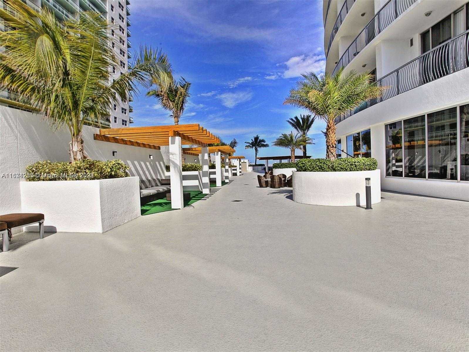 Small Image of 1750 NORTH BAYSHORE DR #3801, Miami Number 10