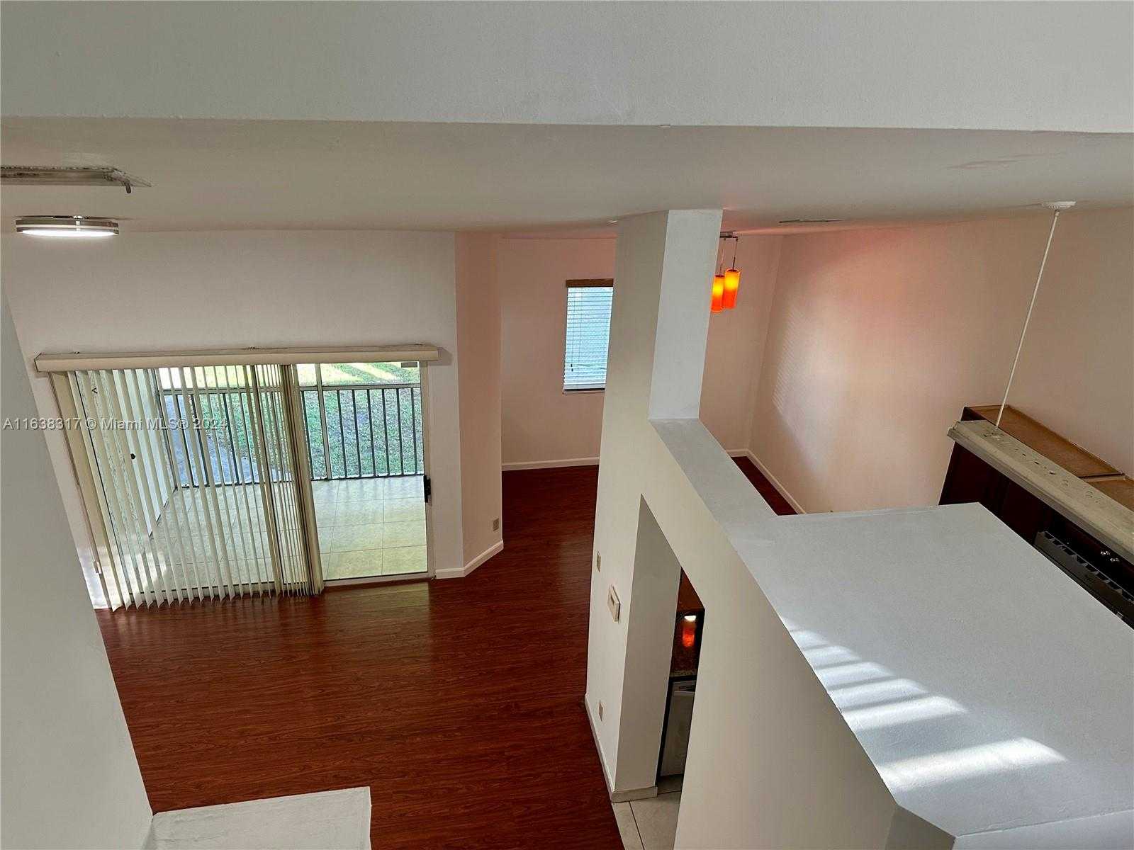 Small Image of 9435 140th Ct, Miami, FL 33186, USA Number 31