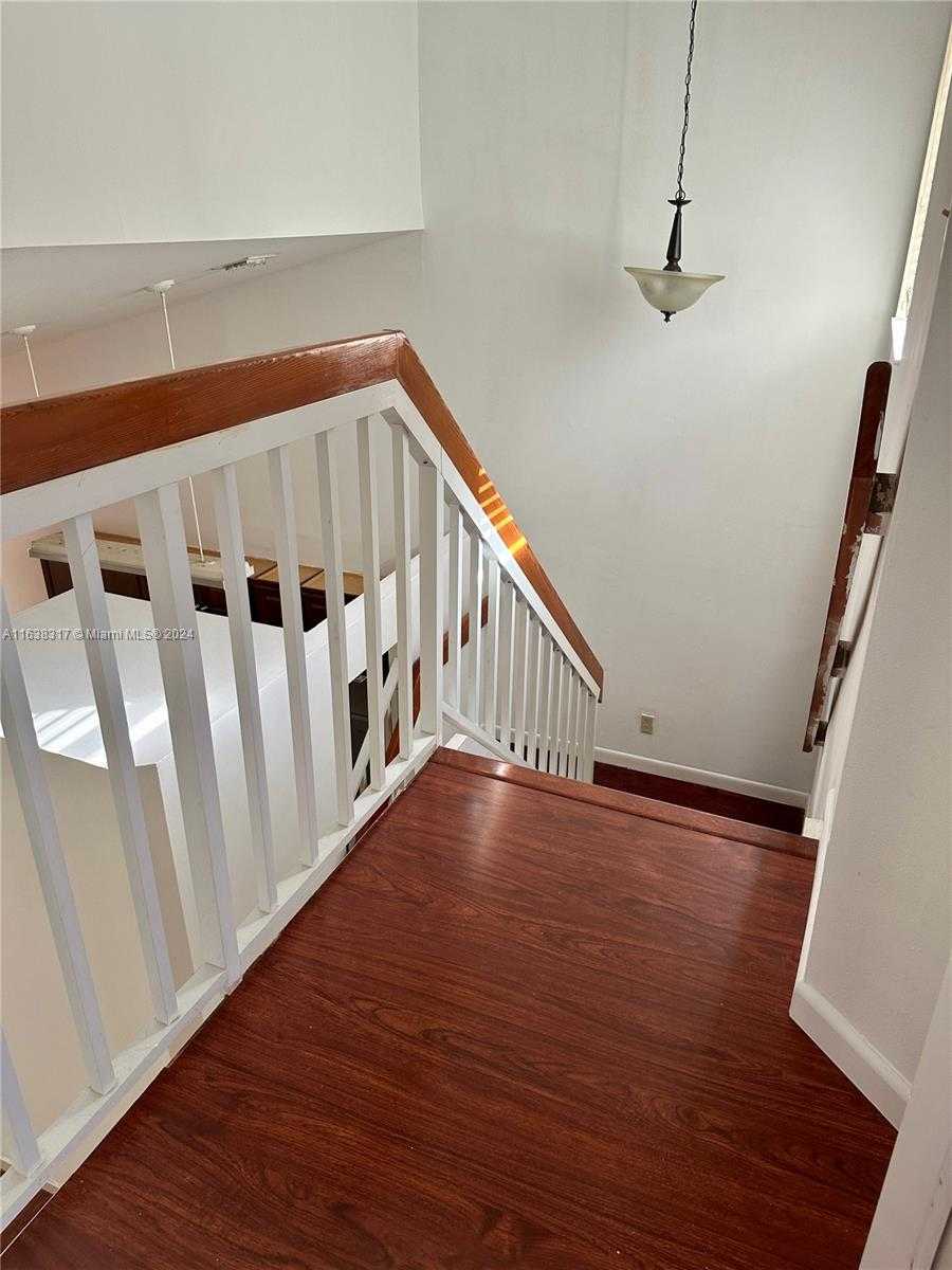 Small Image of 9435 140th Ct, Miami, FL 33186, USA Number 32