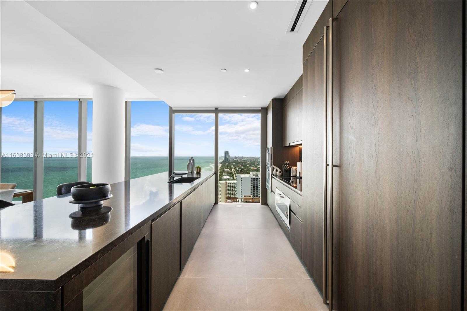 Small Image of 2000 SOUTH OCEAN DR #31B, Hallandale Beach Number 5