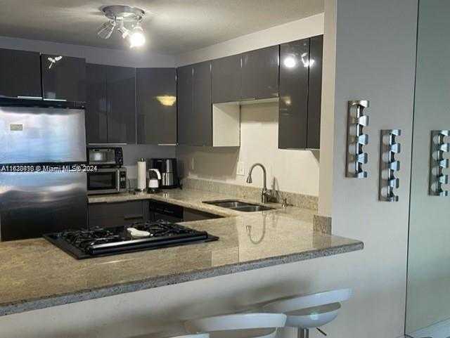 Small Image of 2030 SOUTH OCEAN DR #516, Hallandale Beach Number 16
