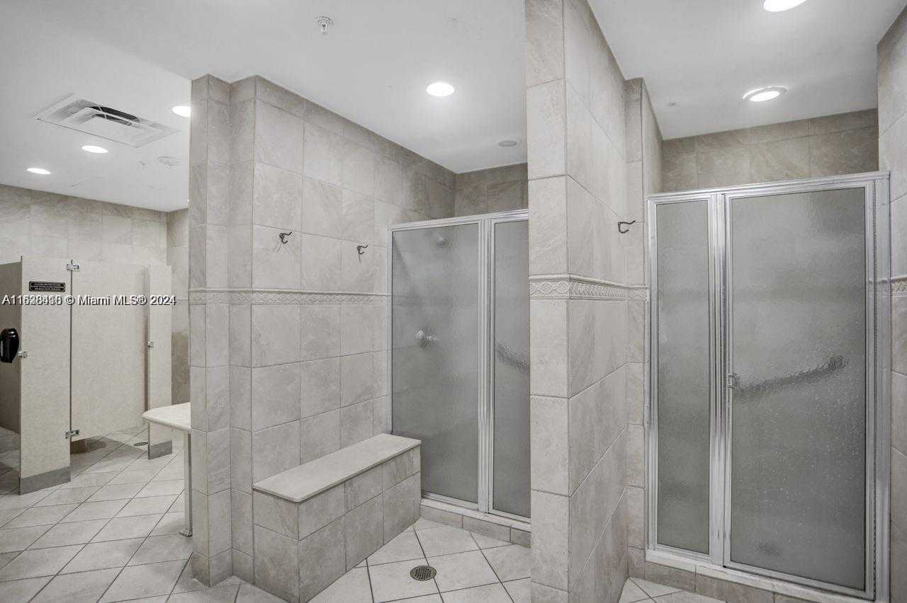 Small Image of 2030 SOUTH OCEAN DR #516, Hallandale Beach Number 19