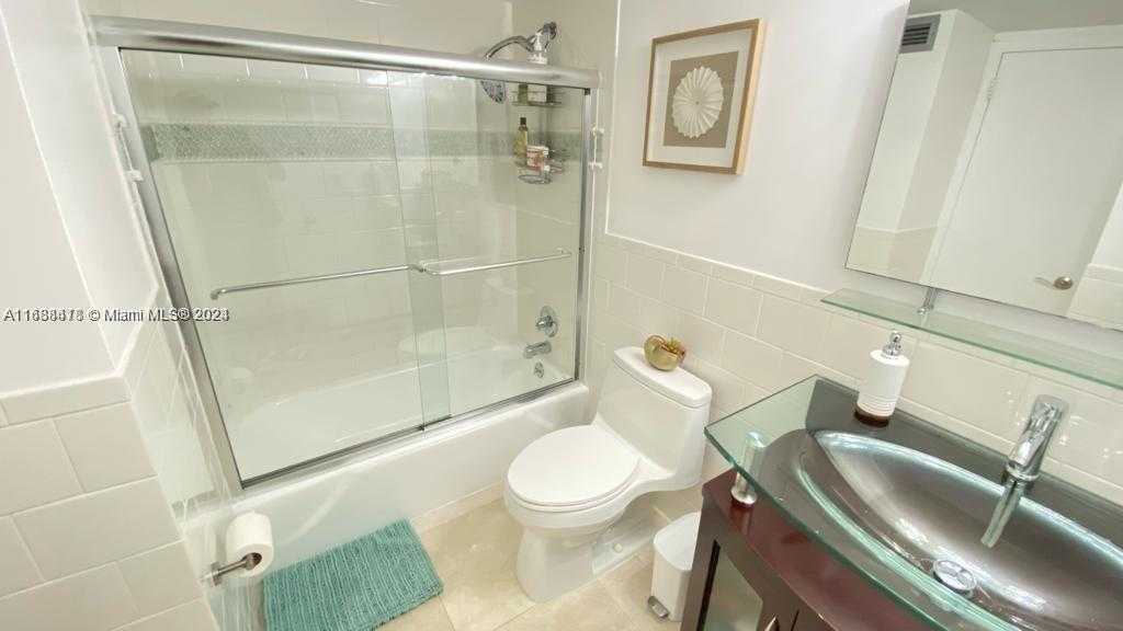 Small Image of 2030 SOUTH OCEAN DR #516, Hallandale Beach Number 23