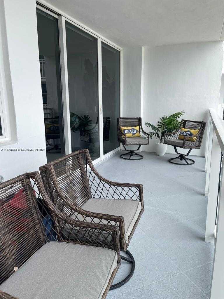 Small Image of 2030 SOUTH OCEAN DR #516, Hallandale Beach Number 7