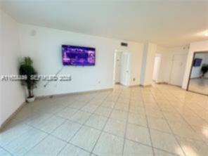 Small Image of 400 KINGS POINT DR #320, Sunny Isles Beach Number 31