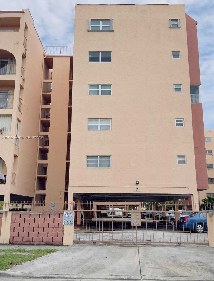 Small Image of 440 EAST 23RD ST #1219, Hialeah Number 2