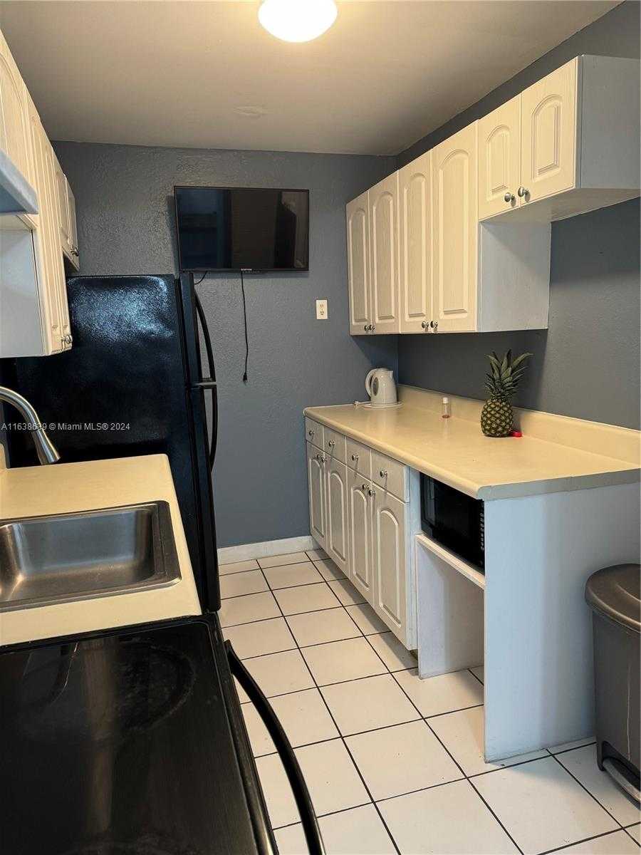 Small Image of 1251 NORTH EAST 108TH ST #602, Miami Number 10