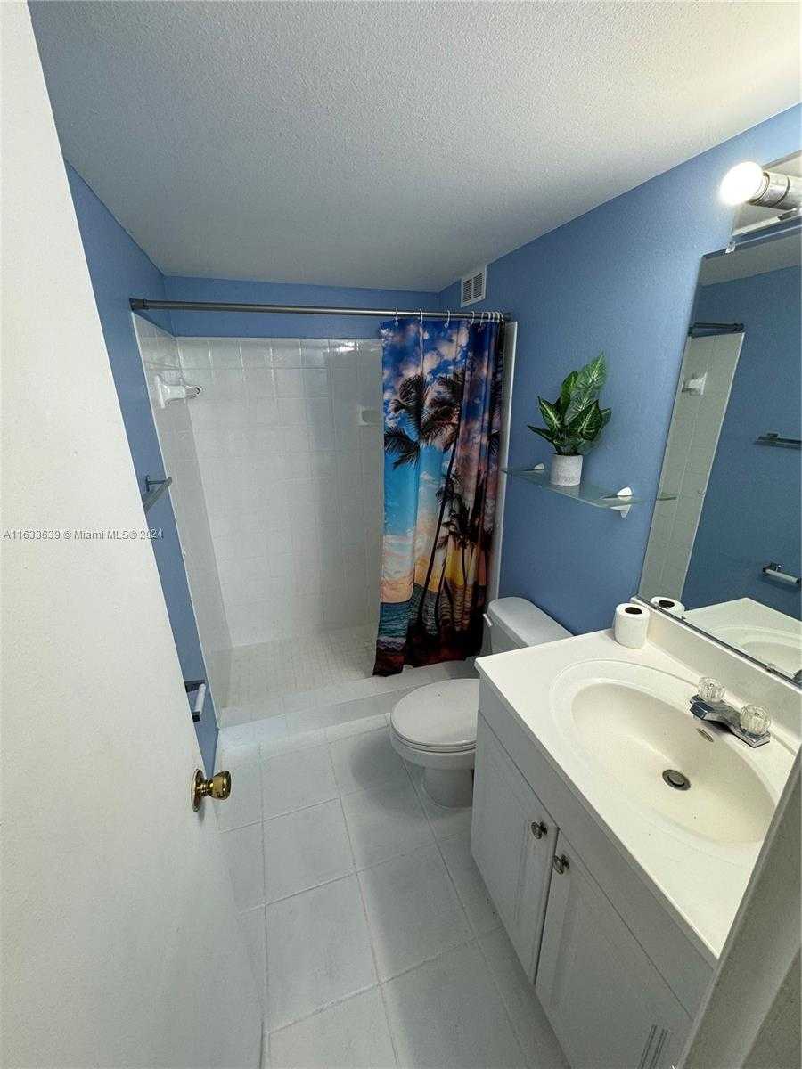 Small Image of 1251 NORTH EAST 108TH ST #602, Miami Number 8