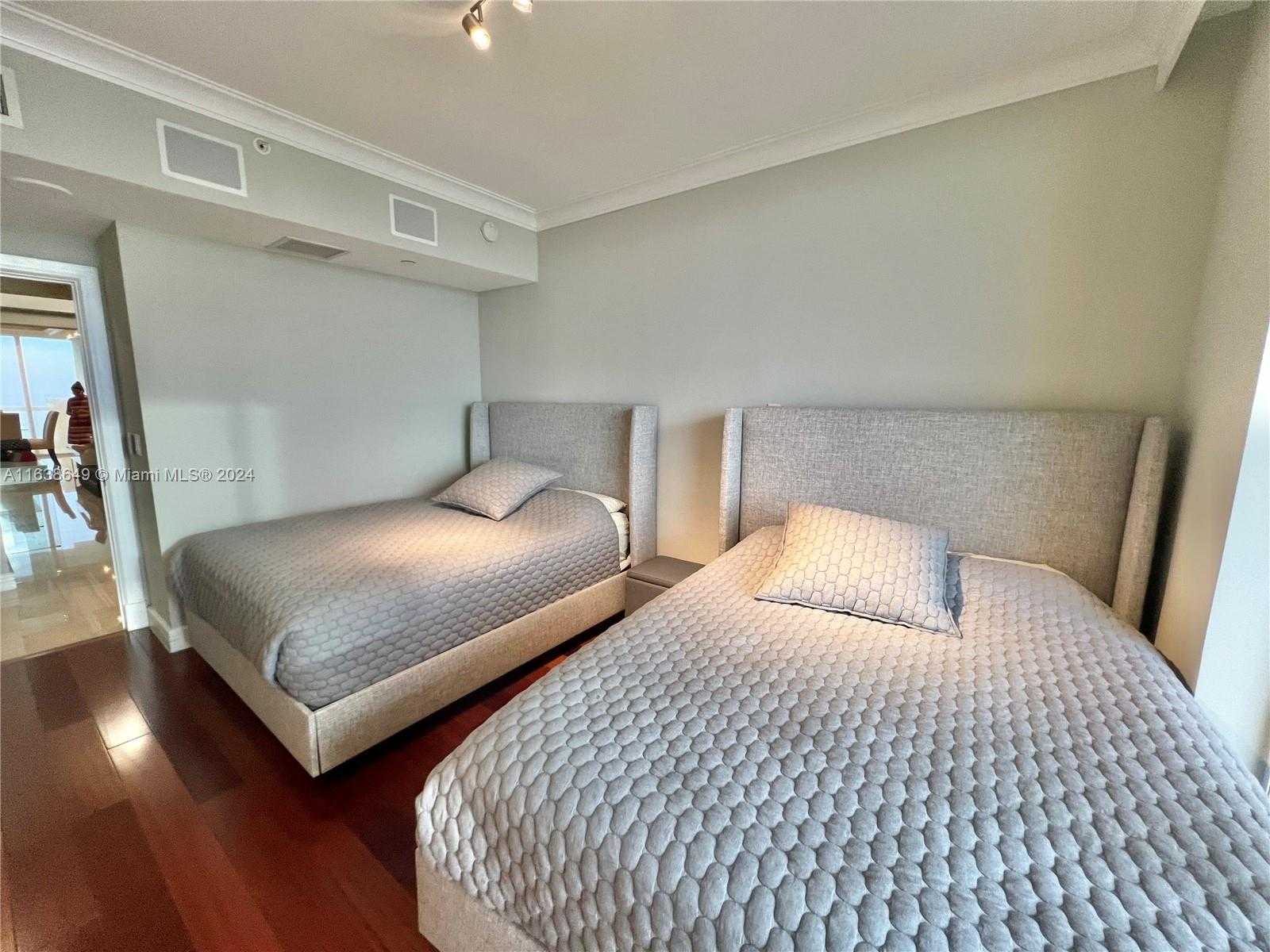 Small Image of 17875 COLLINS AVE #4305, Sunny Isles Beach Number 24