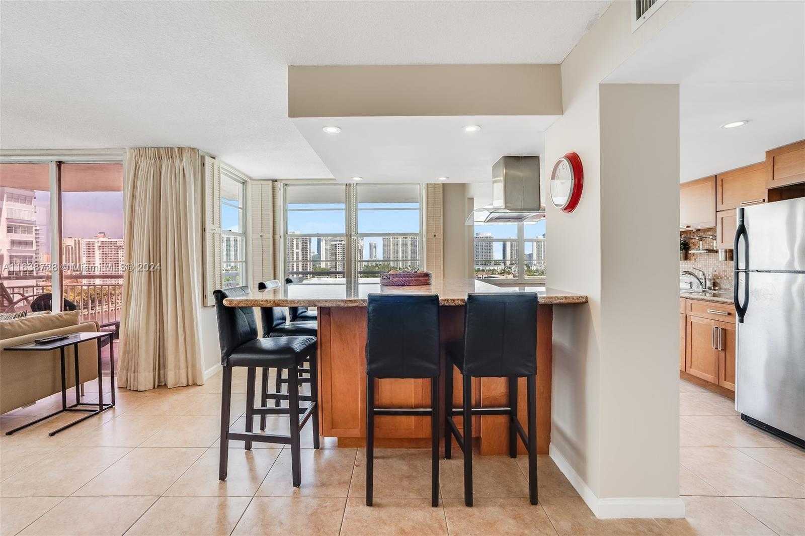 Small Image of 18041 BISCAYNE BLVD #1404, Aventura Number 7