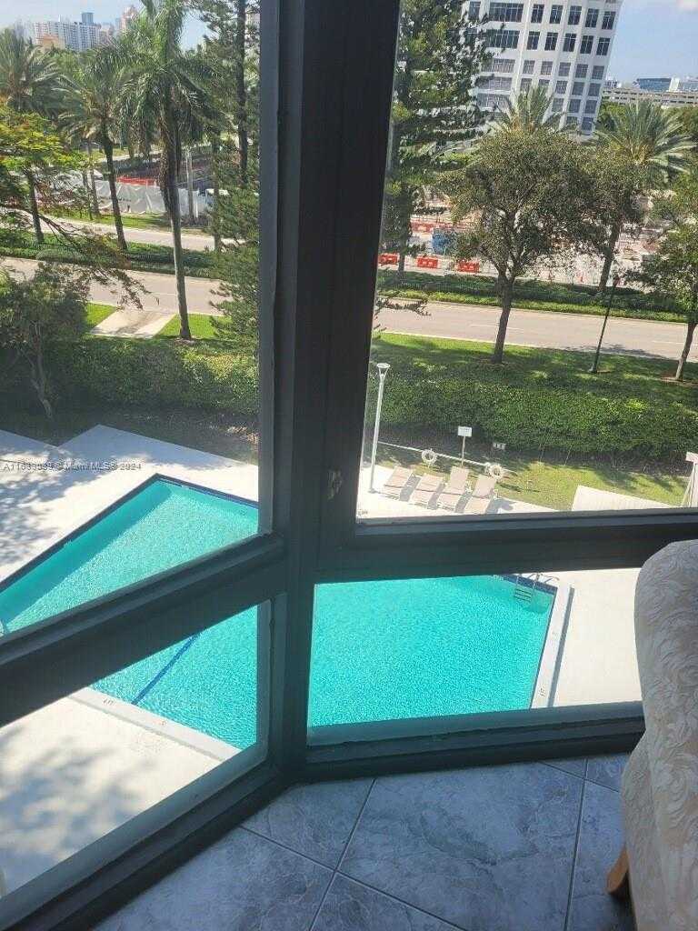 Small Image of 20100 WEST COUNTRY CLUB DR #507, Aventura Number 11