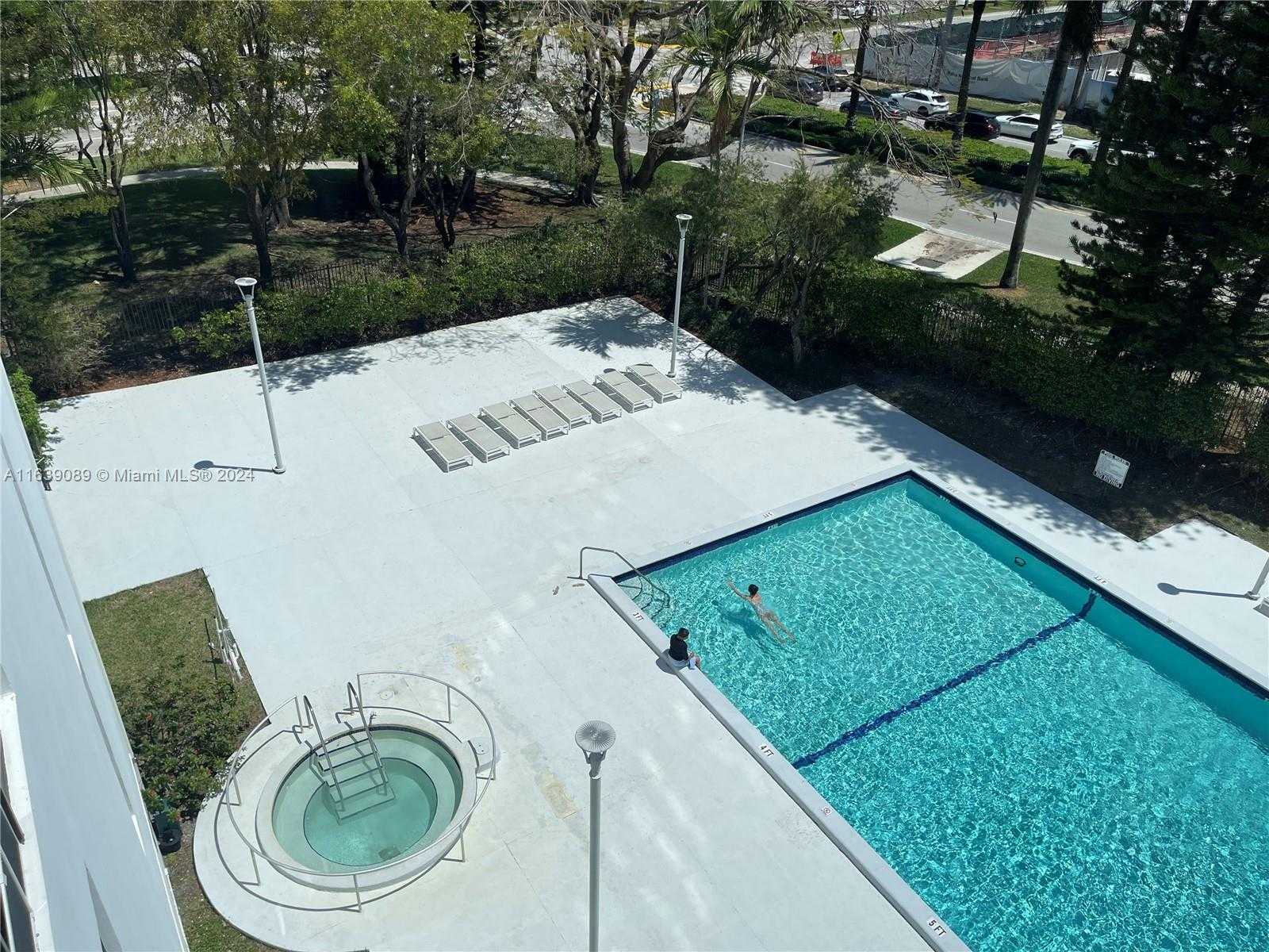 Small Image of 20100 WEST COUNTRY CLUB DR #507, Aventura Number 13
