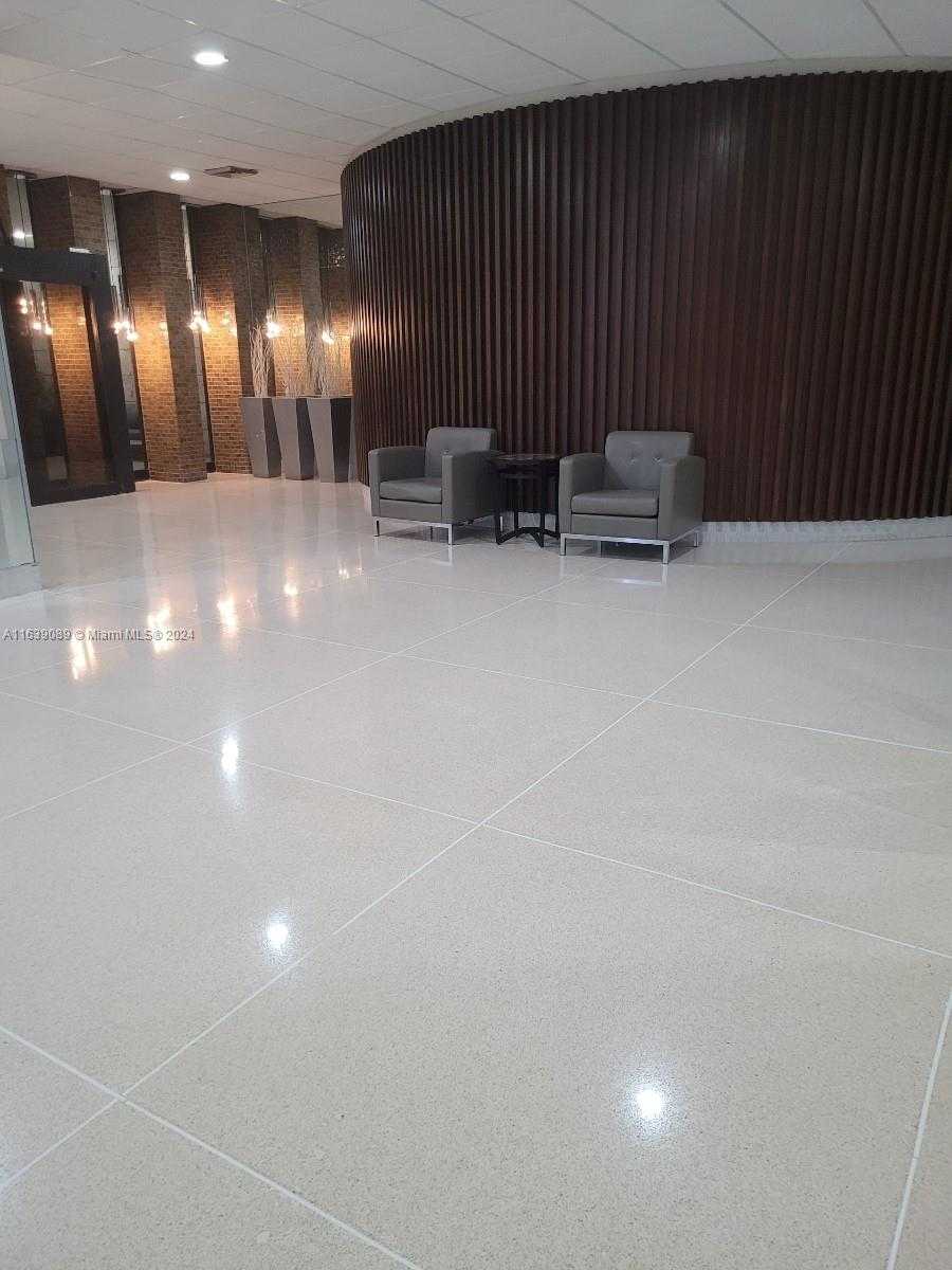 Small Image of 20100 WEST COUNTRY CLUB DR #507, Aventura Number 17