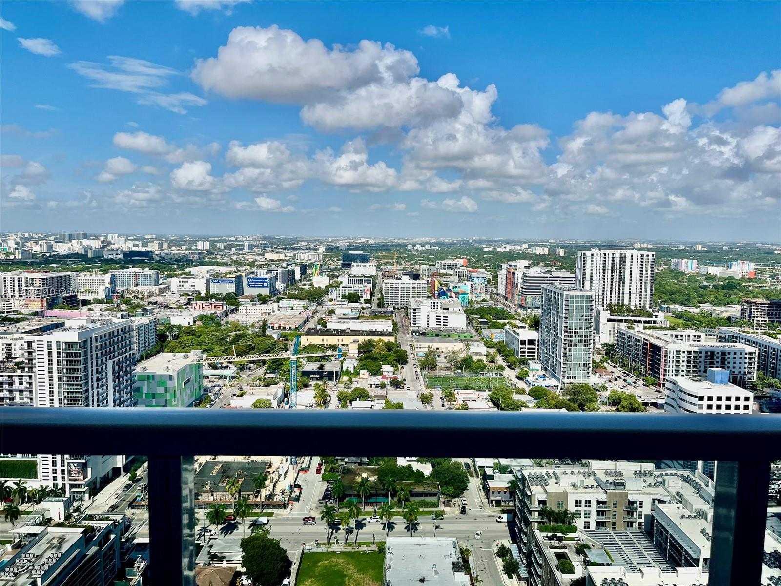 Small Image of 600 NORTH EAST 27 STREET #LPH03, Miami Number 23