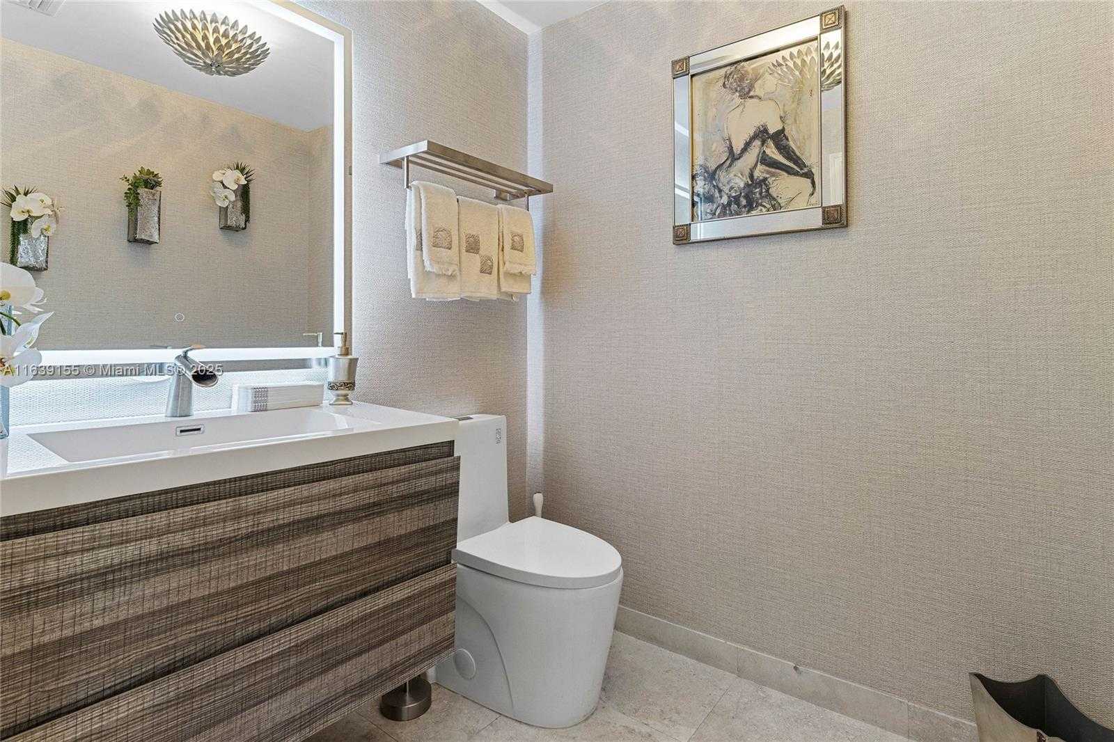 Small Image of 3100 NORTH OCEAN BLVD #2603, Fort Lauderdale Number 32