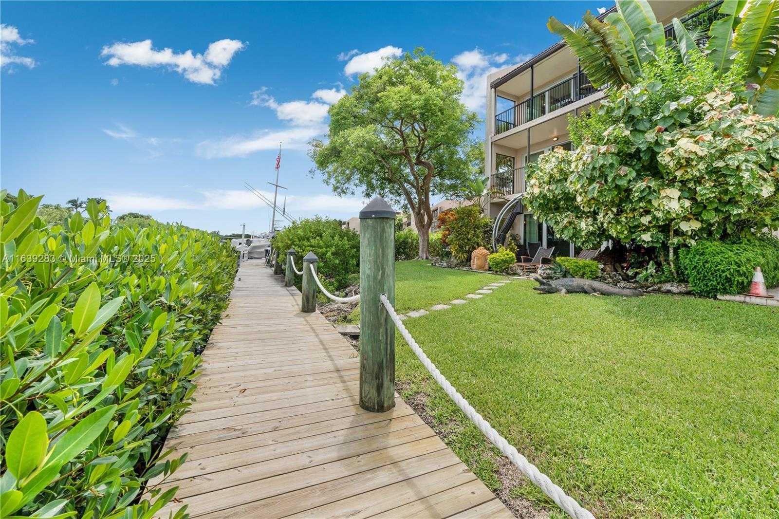 Small Image of 6100 PARADISE POINT DR #6100, Palmetto Bay Number 16