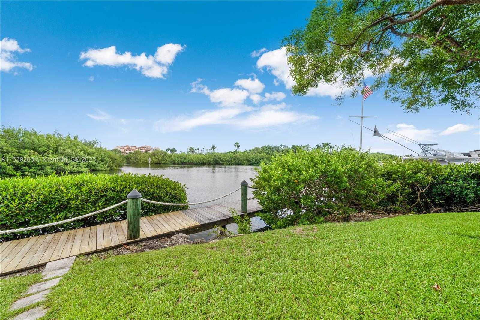 Small Image of 6100 PARADISE POINT DR #6100, Palmetto Bay Number 18