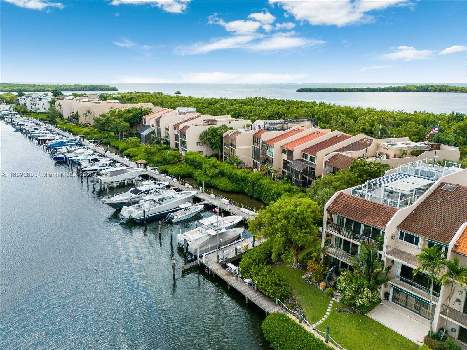 Small Image of 6100 PARADISE POINT DR #6100, Palmetto Bay Number 22