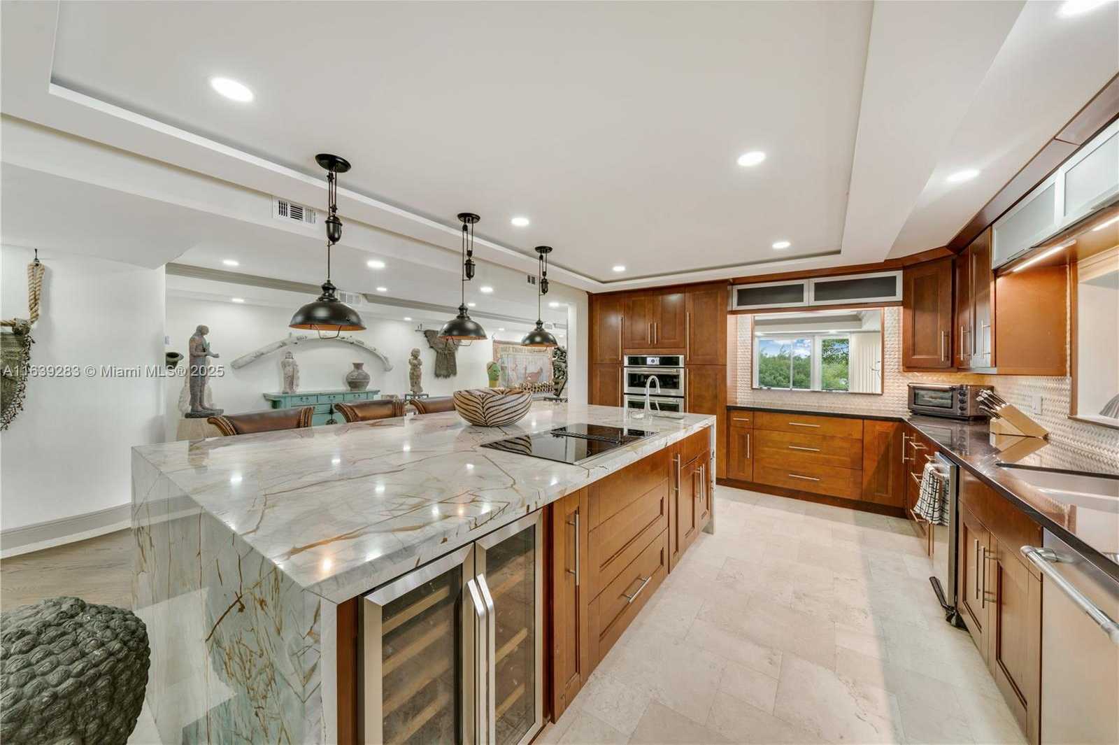 Small Image of 6100 PARADISE POINT DR #6100, Palmetto Bay Number 36