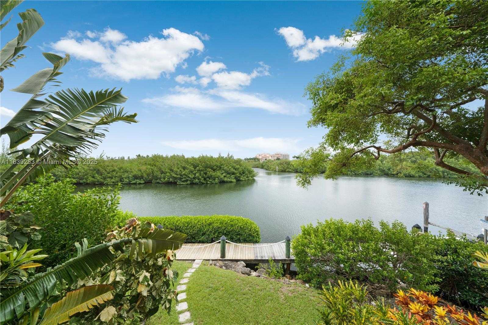 Small Image of 6100 PARADISE POINT DR #6100, Palmetto Bay Number 41