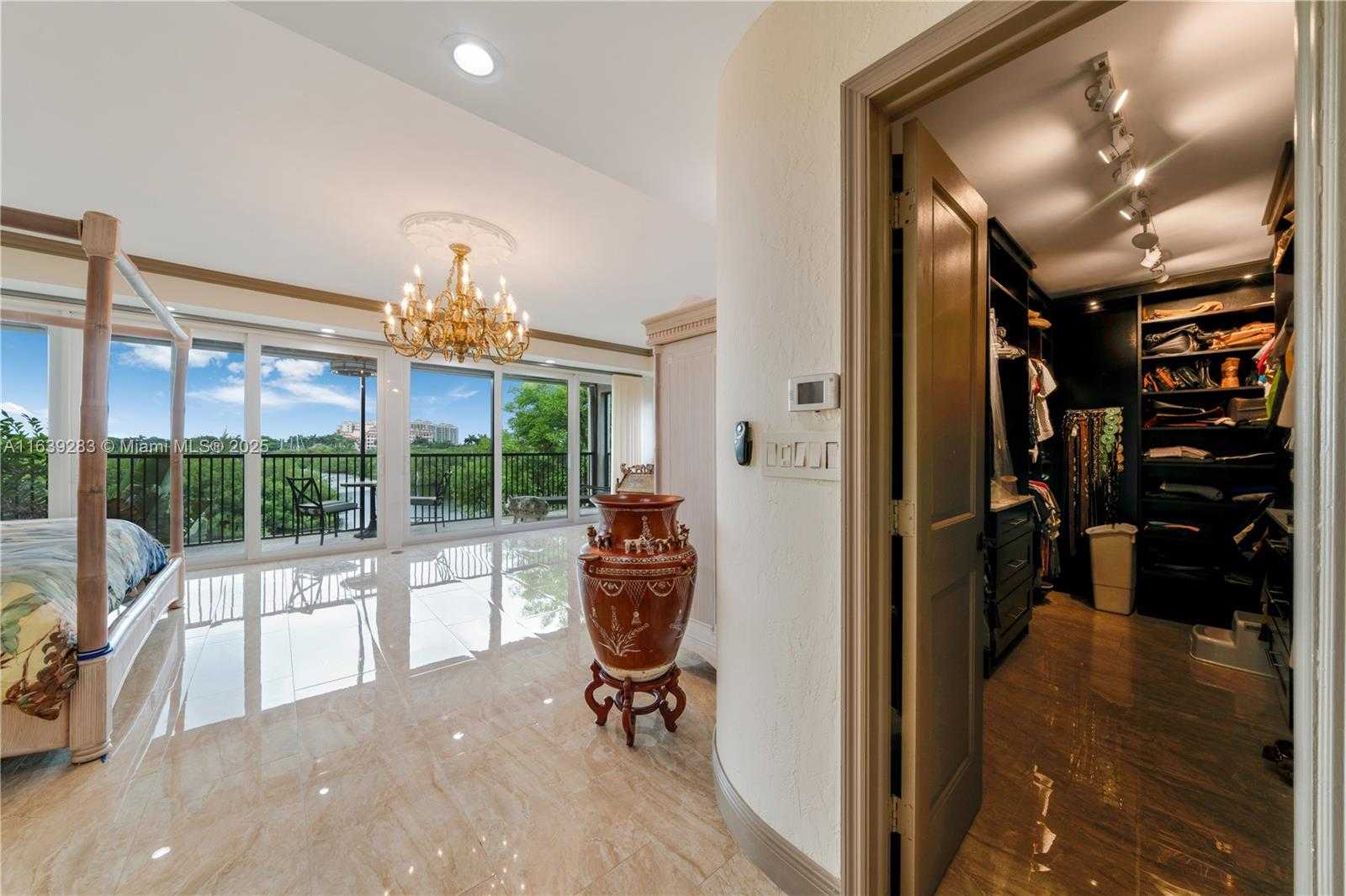 Small Image of 6100 PARADISE POINT DR #6100, Palmetto Bay Number 56