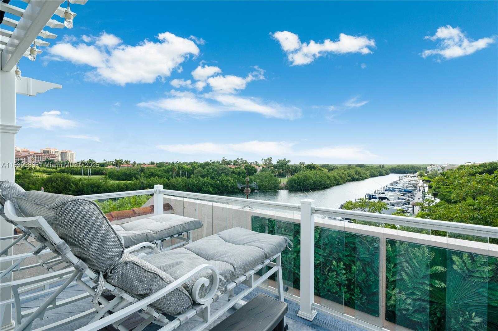 Small Image of 6100 PARADISE POINT DR #6100, Palmetto Bay Number 72