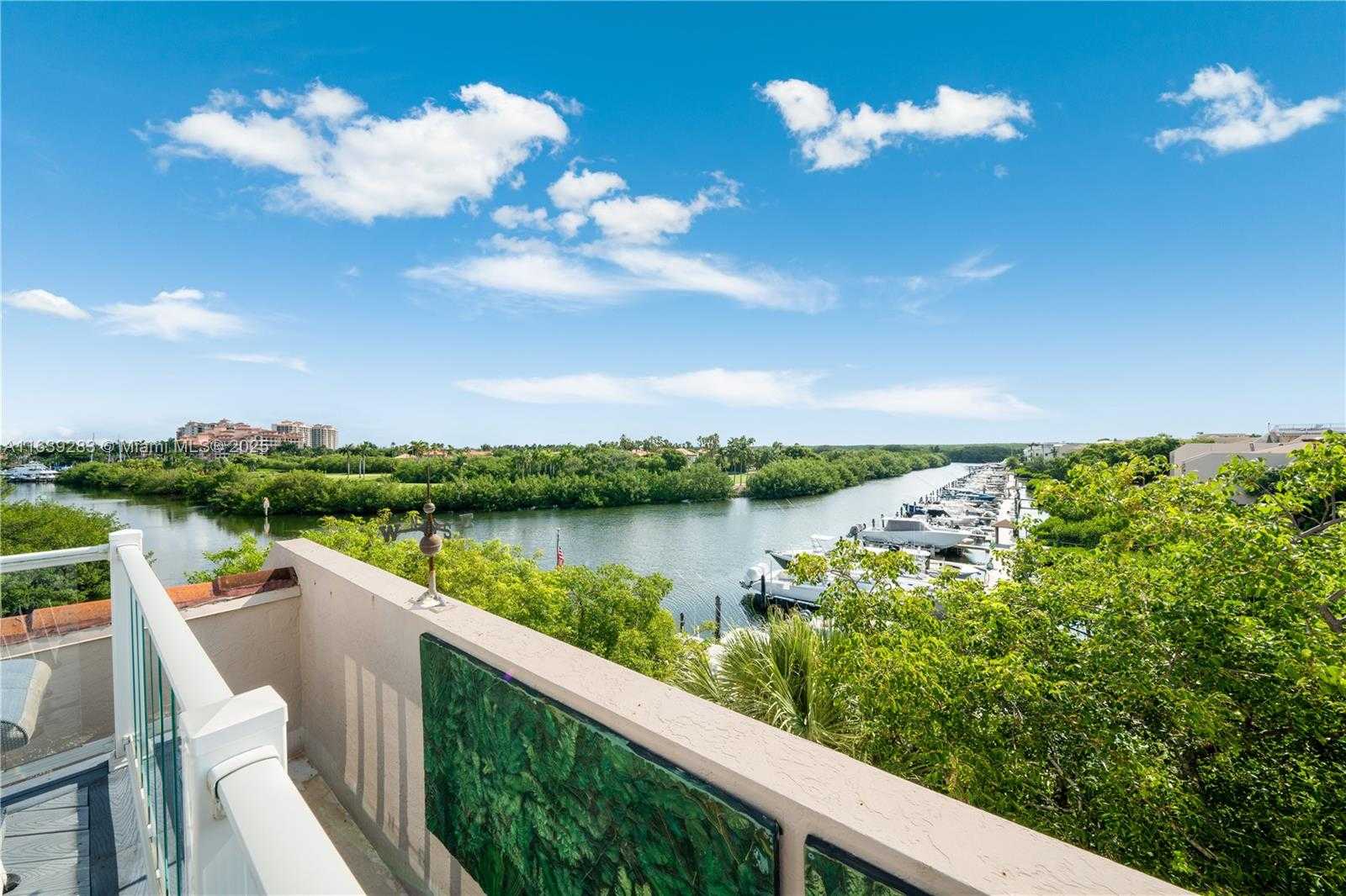 Small Image of 6100 PARADISE POINT DR #6100, Palmetto Bay Number 76