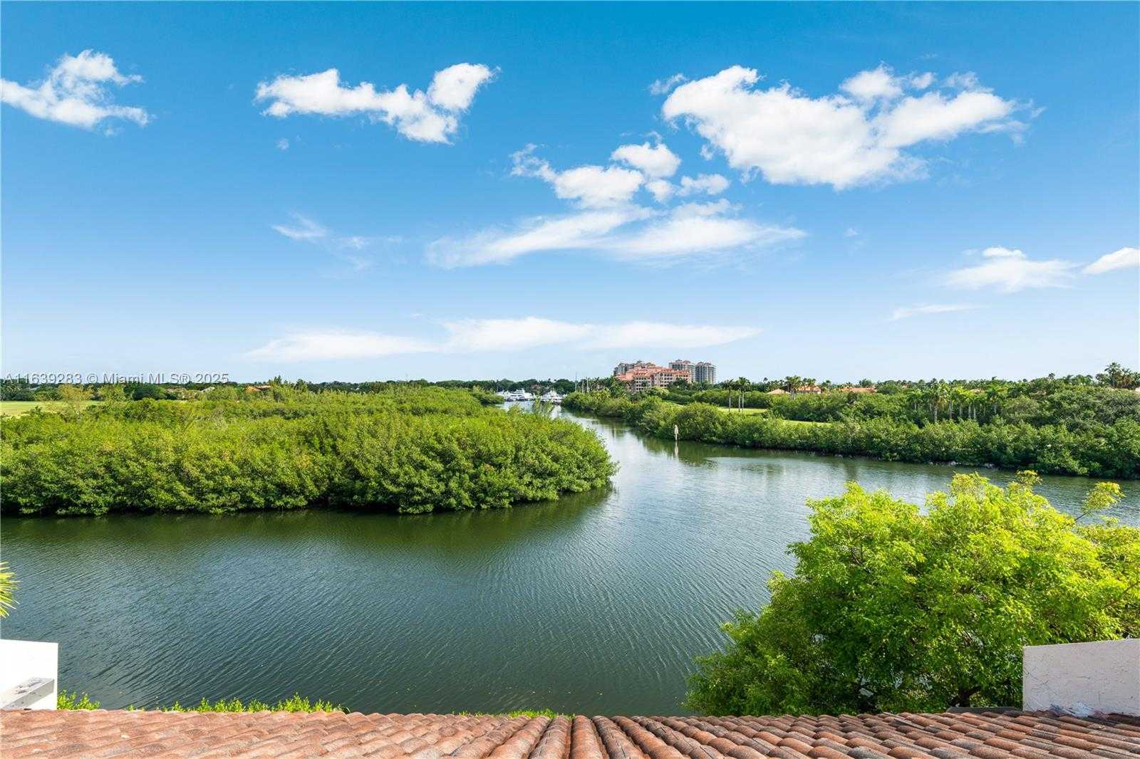 Small Image of 6100 PARADISE POINT DR #6100, Palmetto Bay Number 77