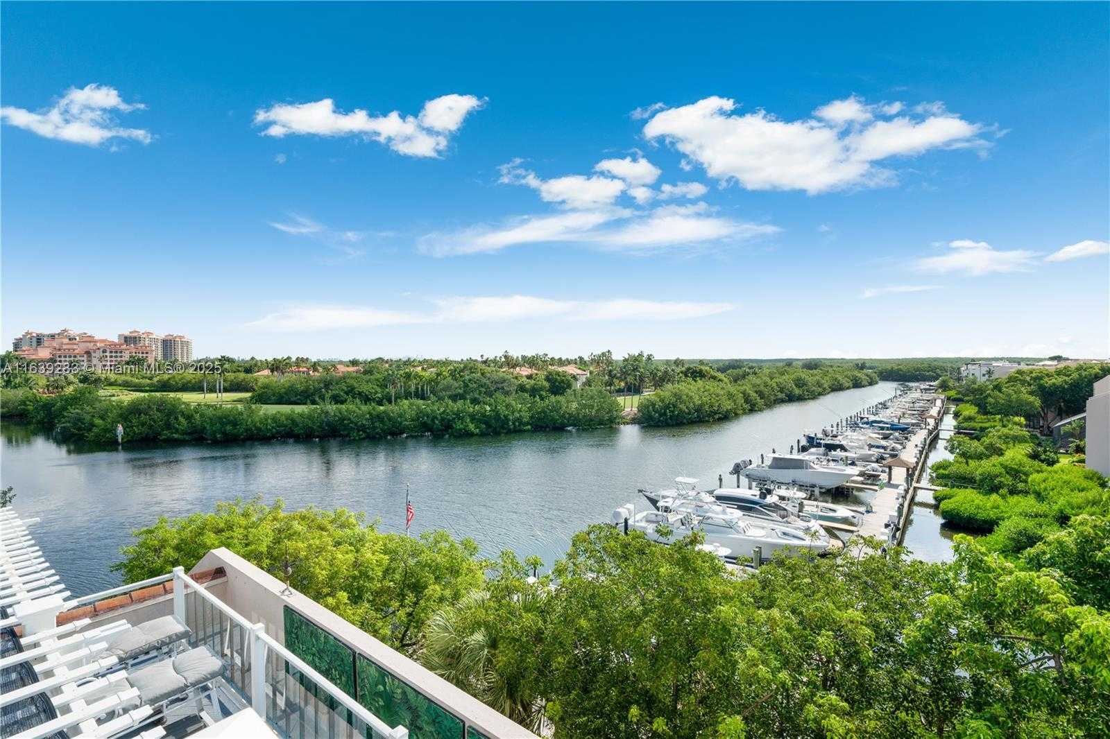 Small Image of 6100 PARADISE POINT DR #6100, Palmetto Bay Number 84
