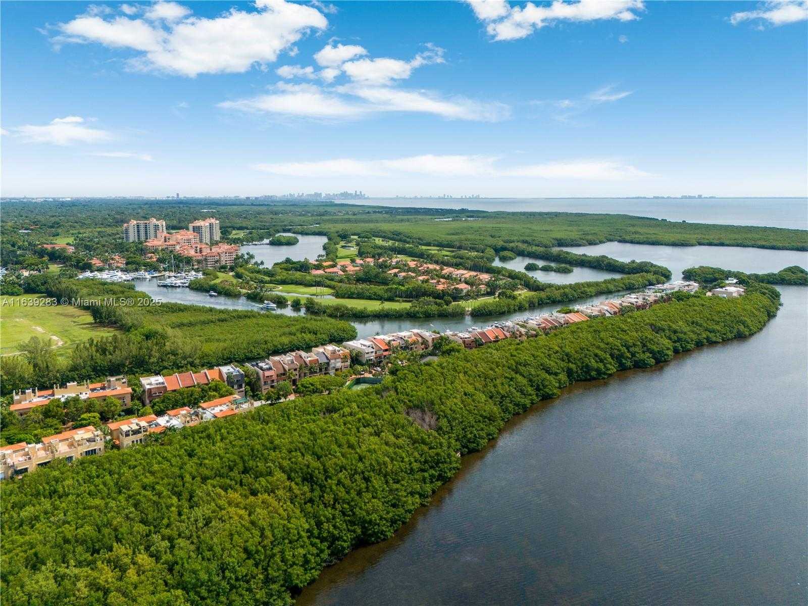 Small Image of 6100 PARADISE POINT DR #6100, Palmetto Bay Number 85