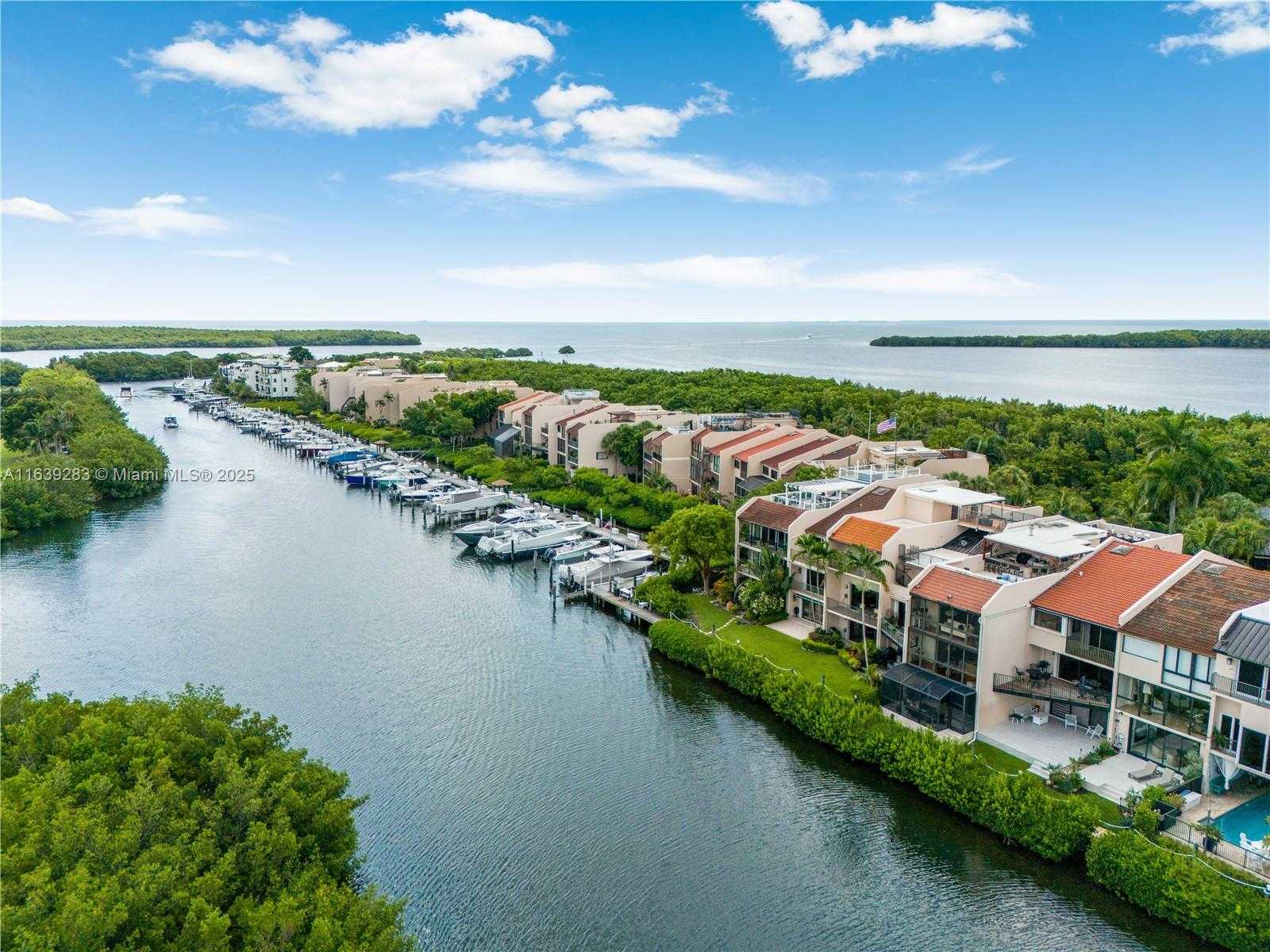 Small Image of 6100 PARADISE POINT DR #6100, Palmetto Bay Number 89