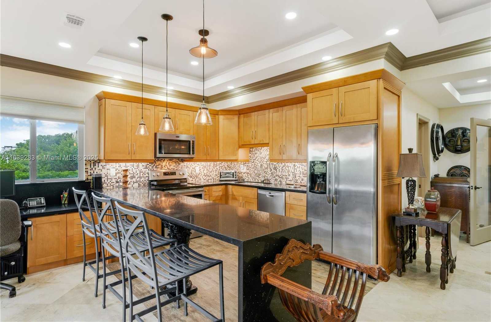 Small Image of 6100 PARADISE POINT DR #6100, Palmetto Bay Number 9