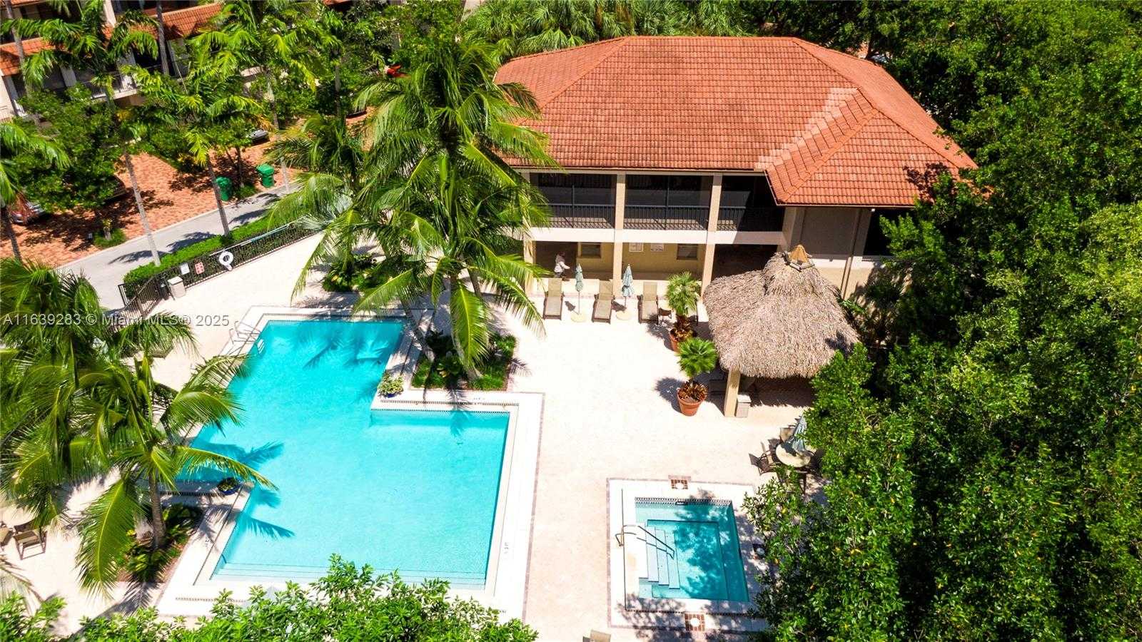 Small Image of 6100 PARADISE POINT DR #6100, Palmetto Bay Number 90