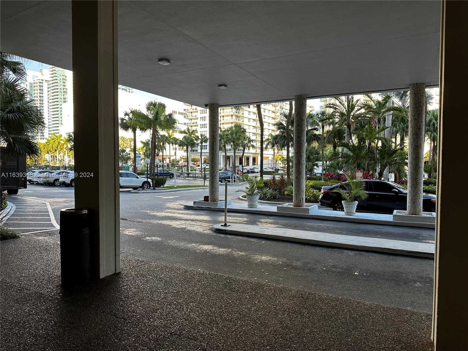 Small Image of 3800 SOUTH OCEAN DR #1518, Hollywood Number 14