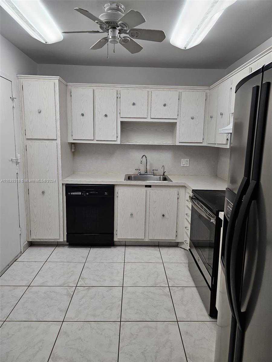 Small Image of 3800 SOUTH OCEAN DR #1518, Hollywood Number 15