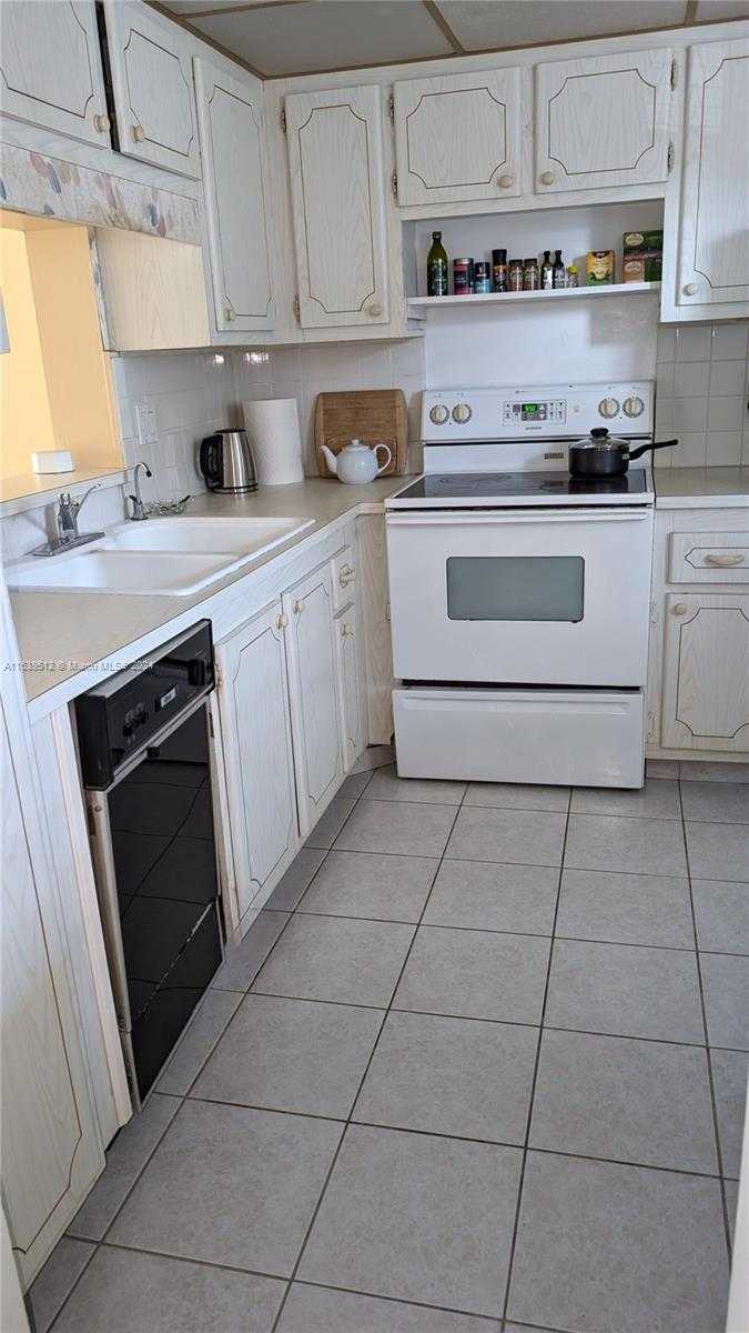 Small Image of 420 NORTH EAST 12TH AVE #303, Hallandale Beach Number 4