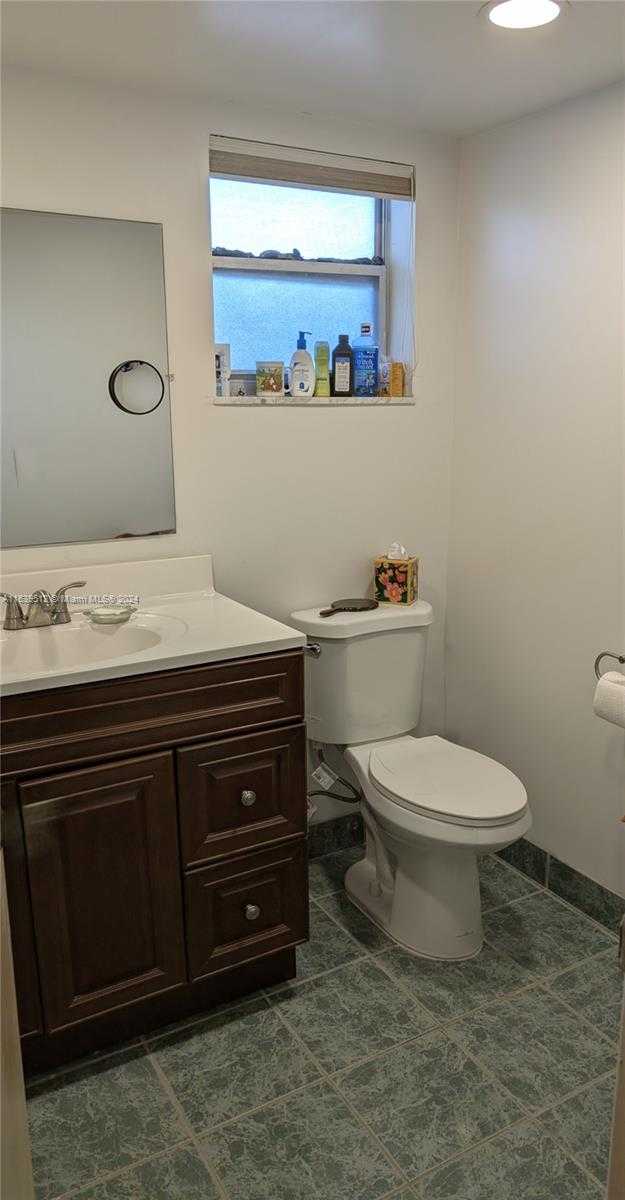 Small Image of 420 NORTH EAST 12TH AVE #303, Hallandale Beach Number 8
