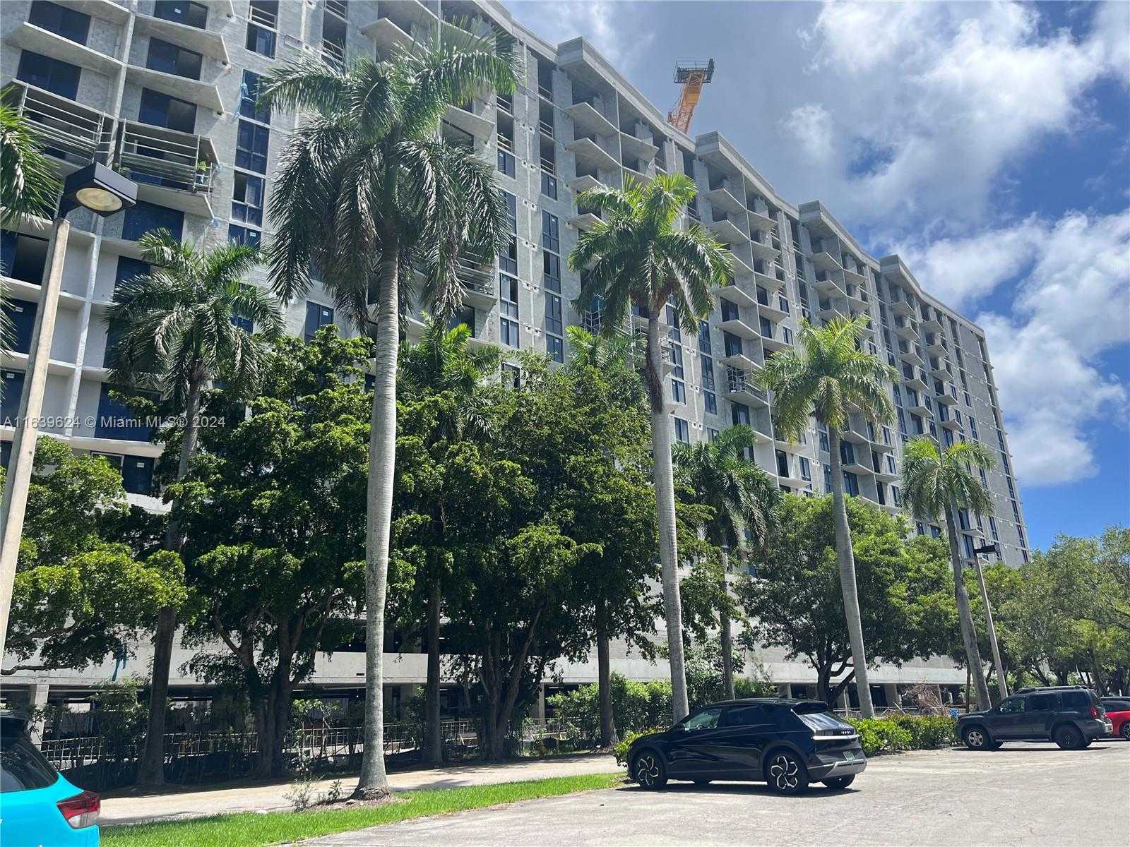 Small Image of 11111 BISCAYNE BLVD #2D, Miami Number 52