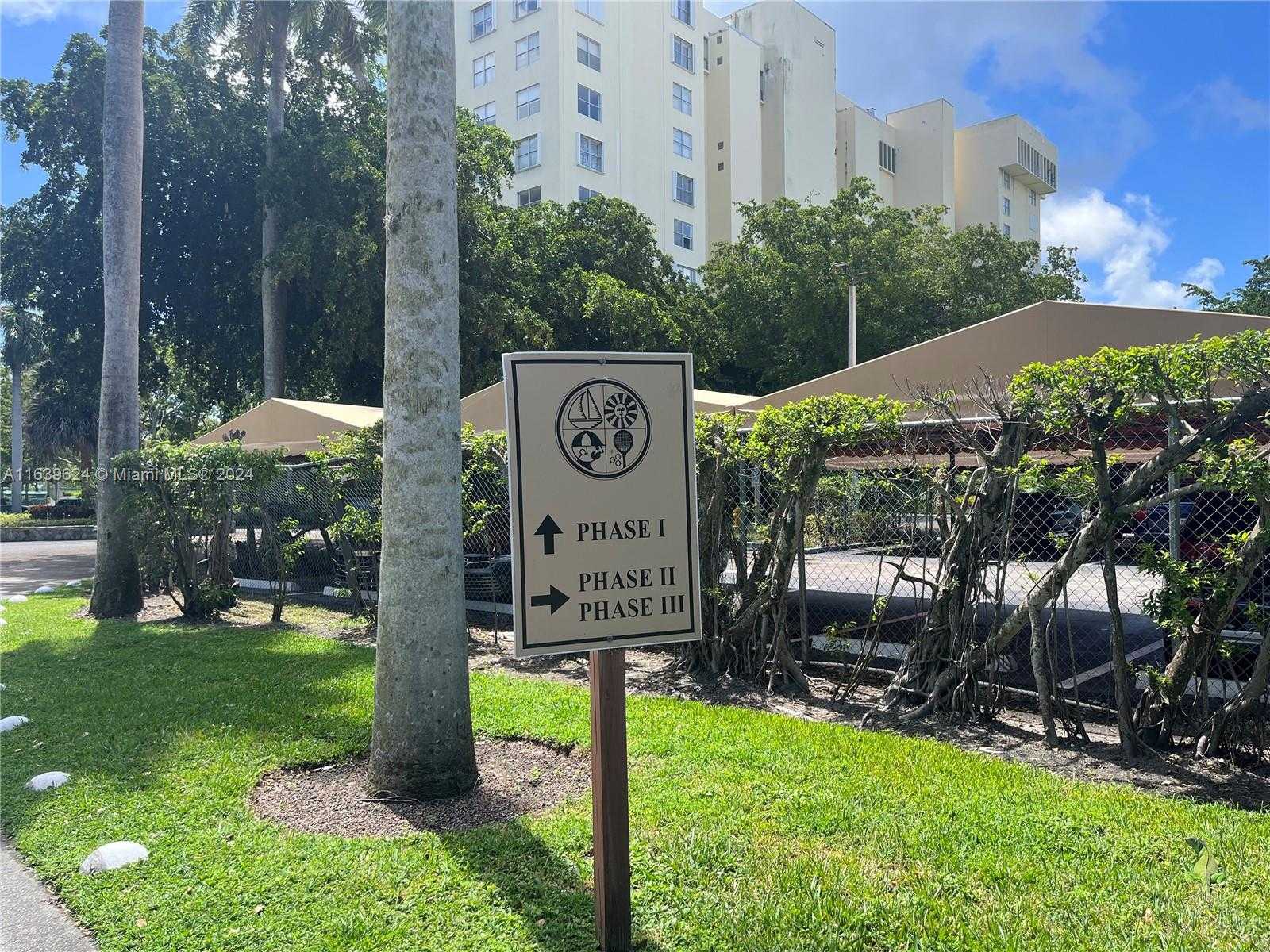 Small Image of 11111 BISCAYNE BLVD #2D, Miami Number 53