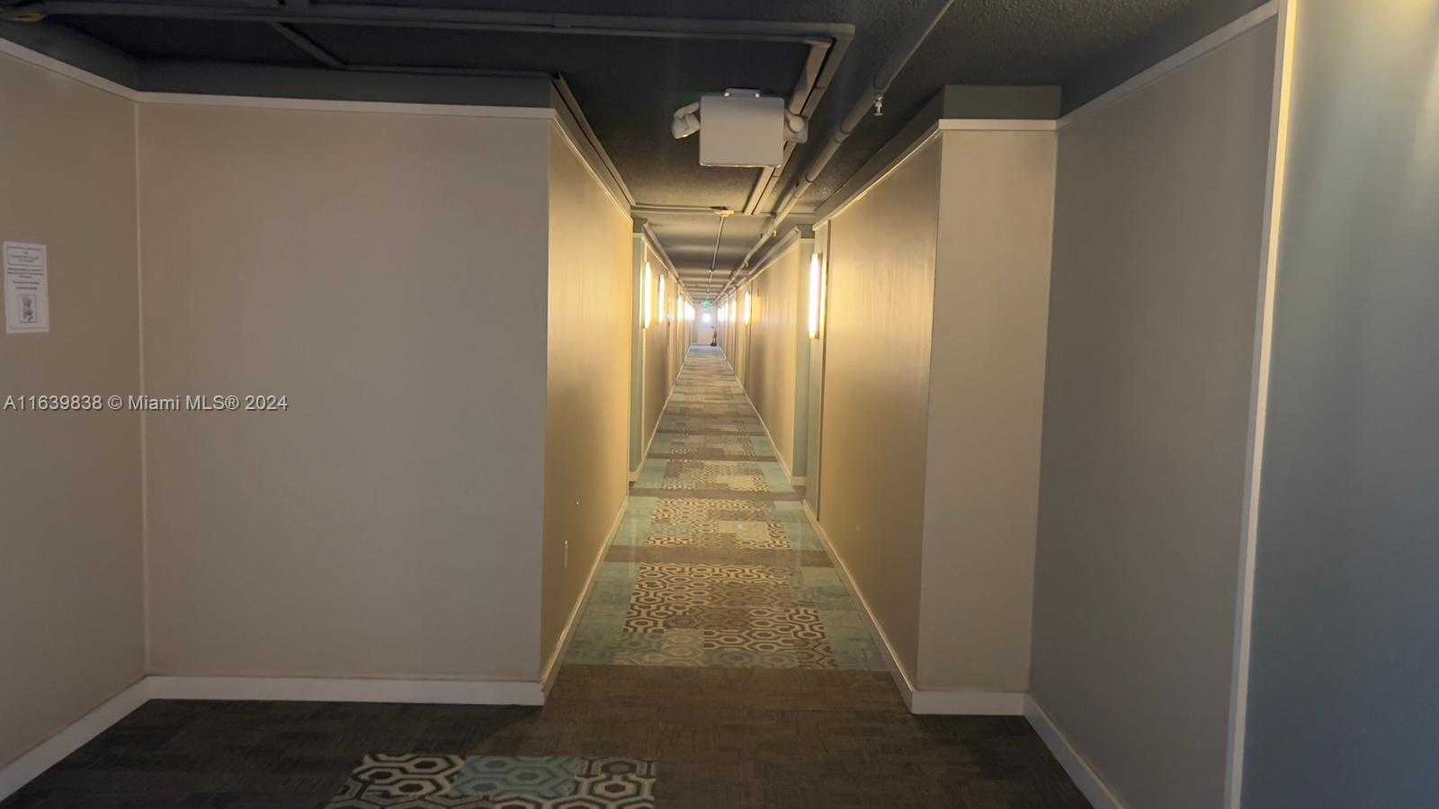 Small Image of 600 NE 36th St, Miami, FL 33137, USA Number 10