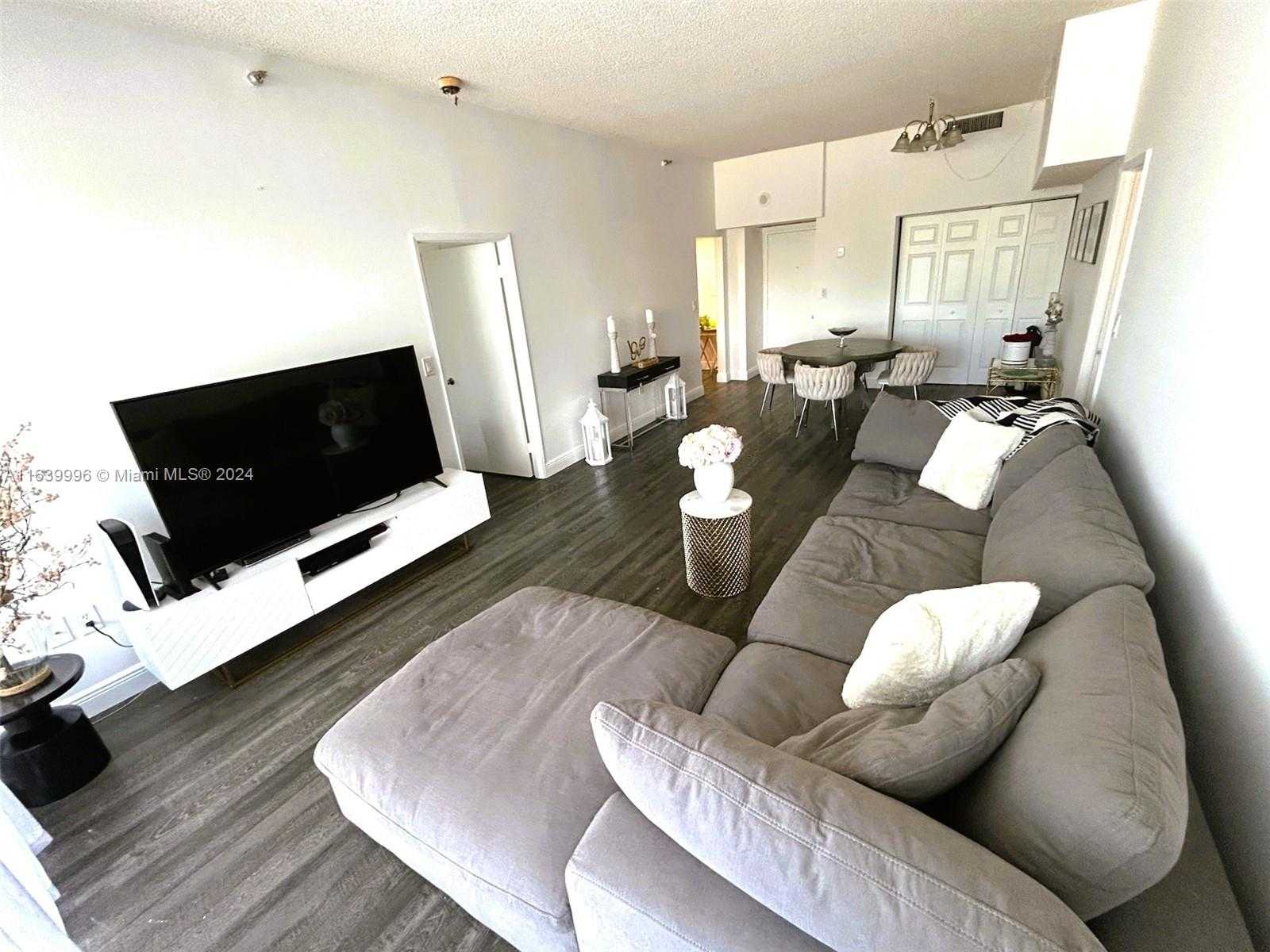 Small Image of 20515 EAST COUNTRY CLUB DR #142, Aventura Number 10