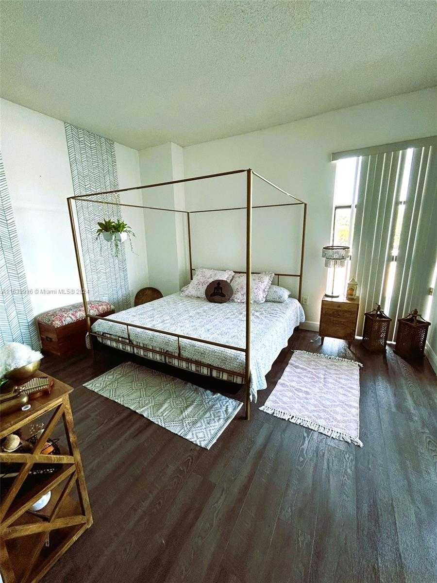 Small Image of 20515 EAST COUNTRY CLUB DR #142, Aventura Number 24