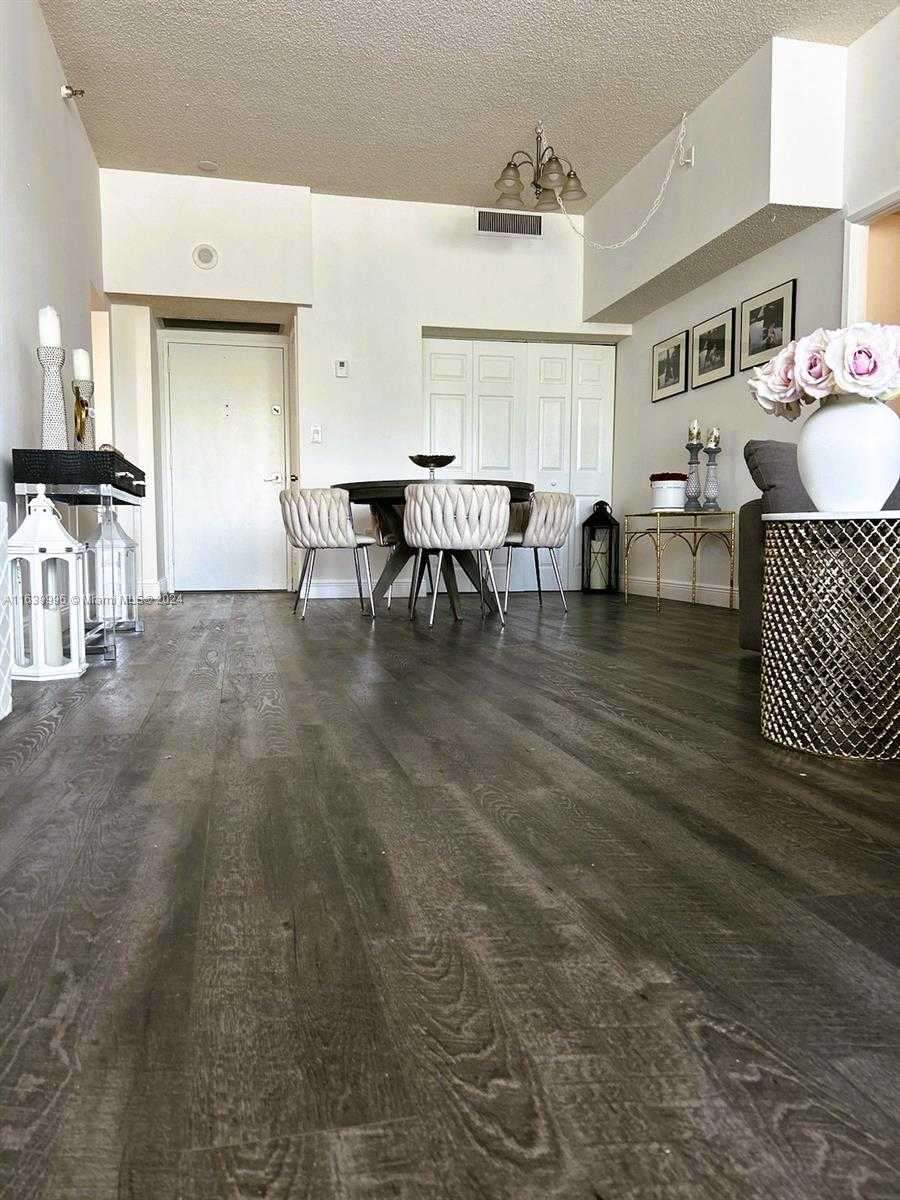 Small Image of 20515 EAST COUNTRY CLUB DR #142, Aventura Number 5